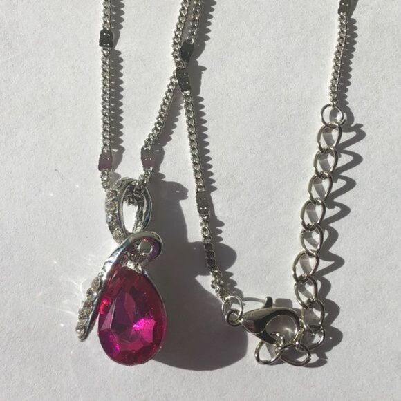 (M3) Pink Teardrop Necklace - Picture 3 of 4